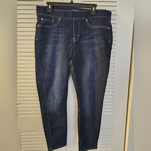 Signature Levi Strauss Women's Pull-on Skinny Jeans - 16 Short